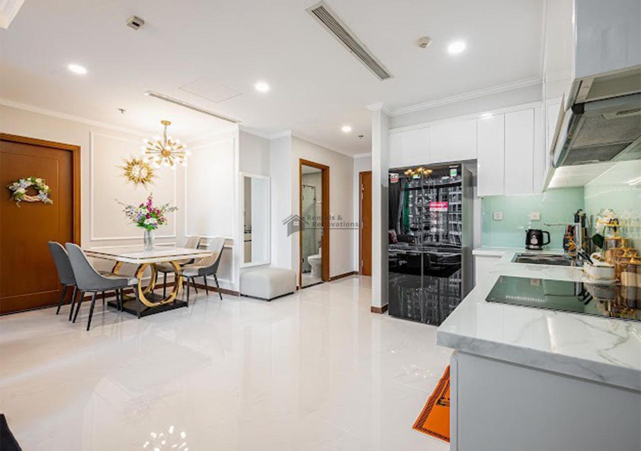 The Landmark Luxury Vinhomes Apartments - The Buildings Nearby Landmark 81 Central Ho Chi Minh City Exterior photo