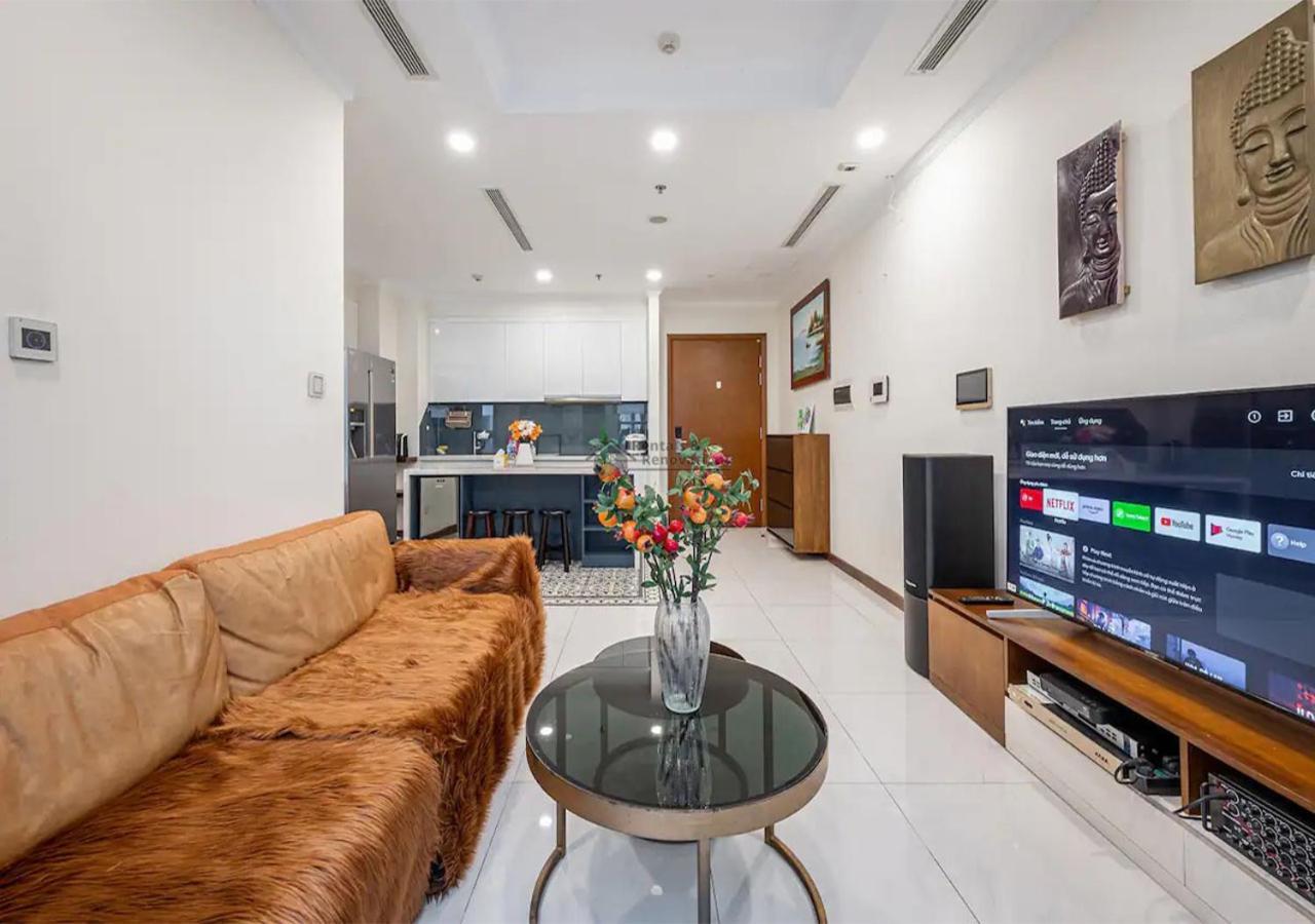 The Landmark Luxury Vinhomes Apartments - The Buildings Nearby Landmark 81 Central Ho Chi Minh City Exterior photo